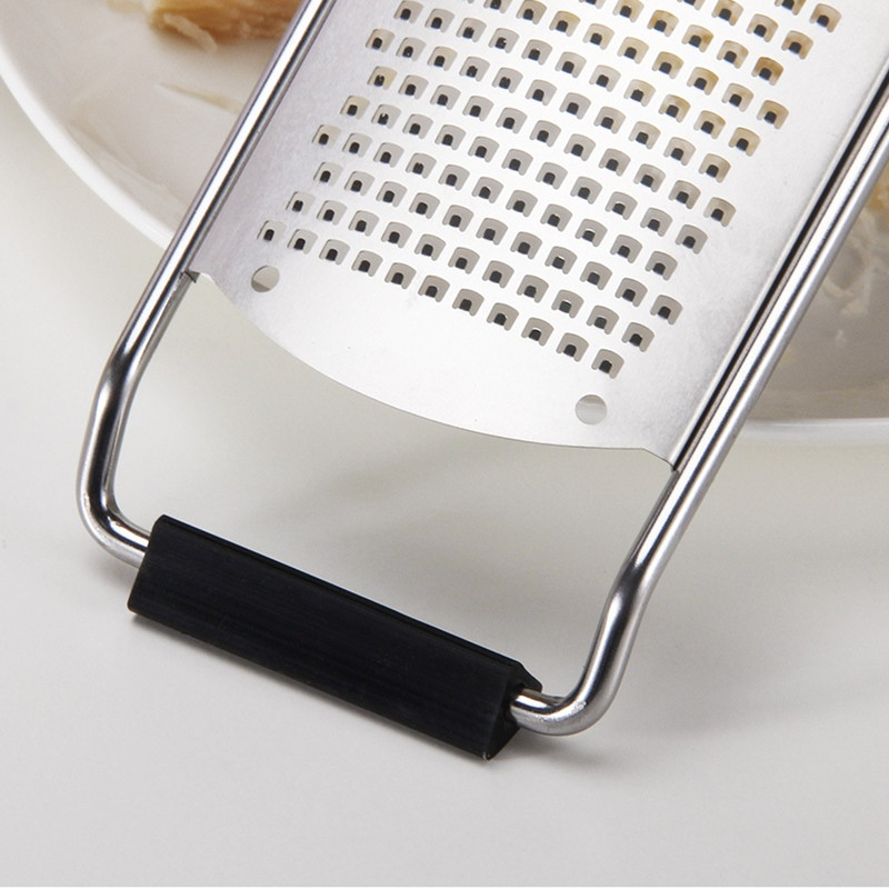 Râpe à parmesan inox